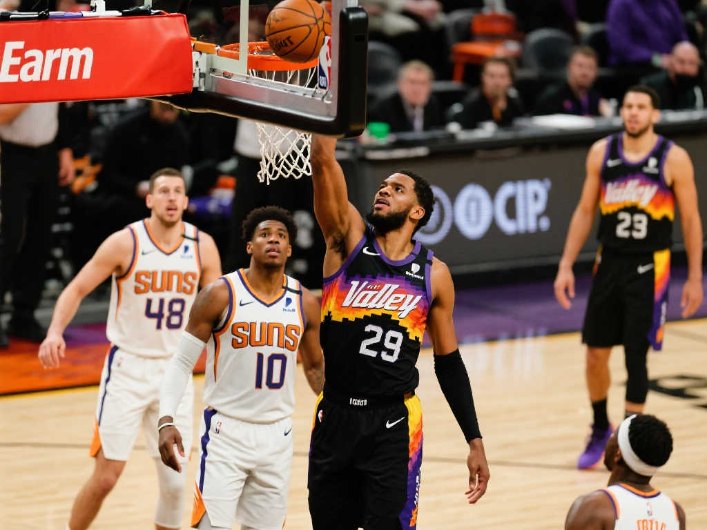 更看到了中 更看到了中