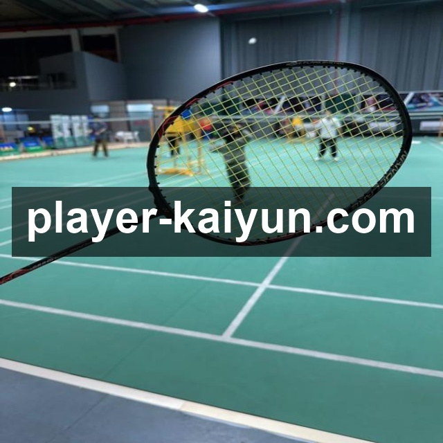 莱昂纳德赛后更衣室拒绝采访引发媒体热议与球迷关注